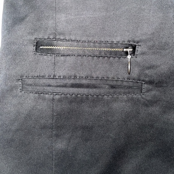 Black Vest - Picture 3 of 6